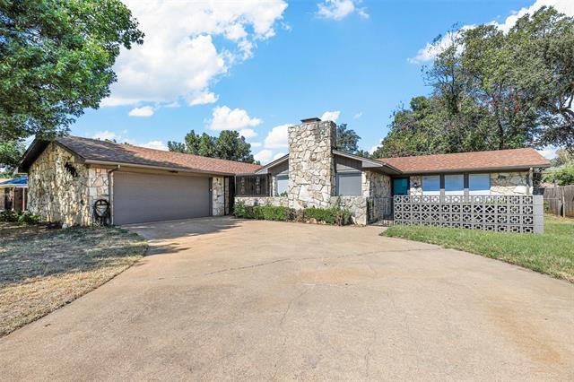 4905 Fall River, 20757380, Fort Worth, Single Family Residence,  for sale, Black Dog Realty Group